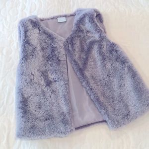 Edgehill Collection faux fur vest